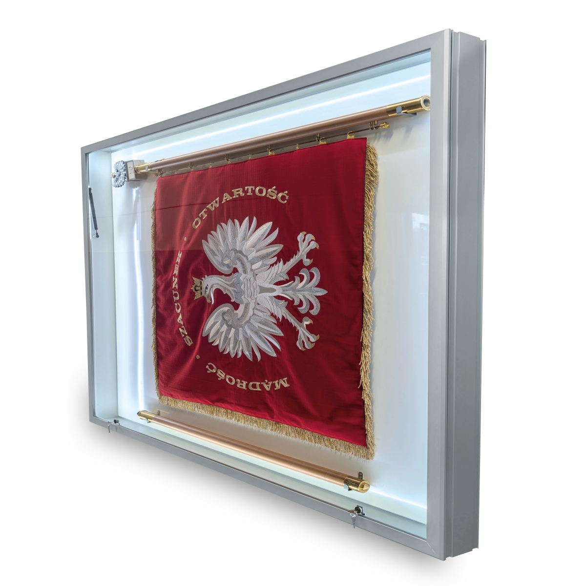 Gablota na sztandar 2.jpg